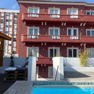 casa-dos-carvalhos-coimbra.hotelscoimbra.com/